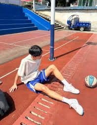 波兰斯基：经纪团队跟我讲了在门兴的合同条款，但我没听懂