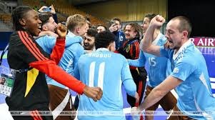 半场战报：利兹联0-0比利亚雷亚尔，尼奥托造险